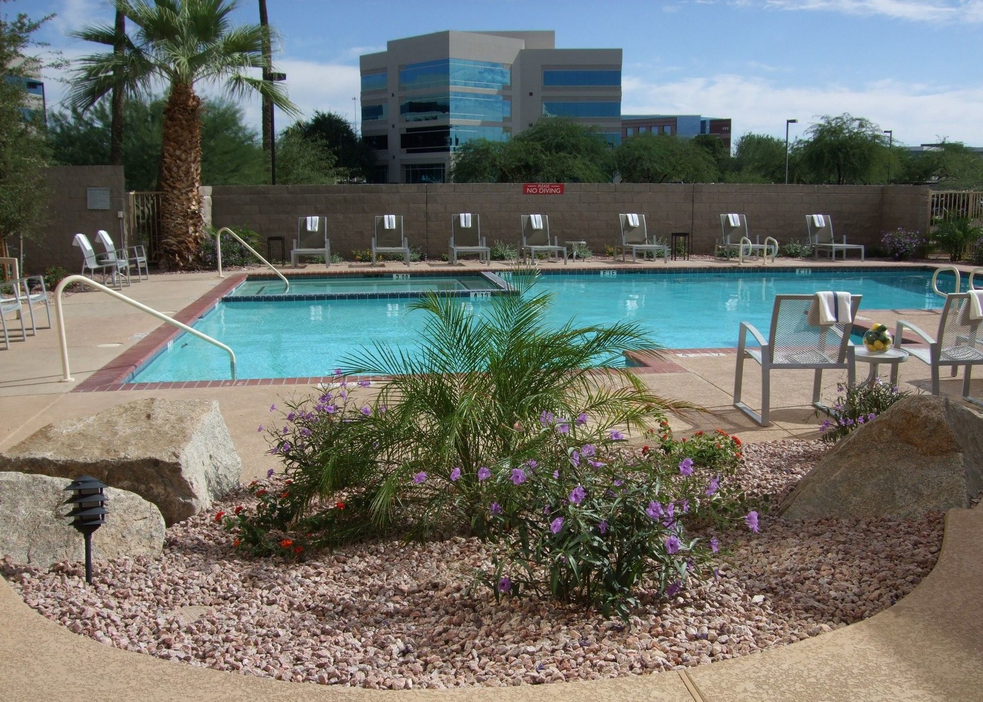 Radisson Hotel Phoenix Airport Exterior foto